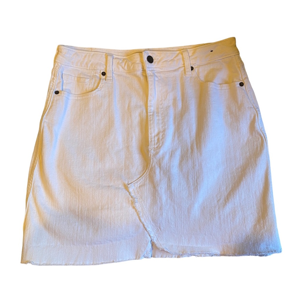 Abercrombie and Fitch white denim skirt